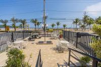Apto Pet Friendly Beira-mar c Garagem no Boqueirao - Ferienwohnung Praia Grande