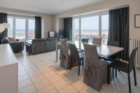 LECOMTE - Family escape at sea 203 - B&B Ostende