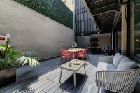 Luxury Apartment, 2 Bedrooms, Patio