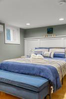 West End 2 BR w/ Parking + Private Patio + Grill - B&B Provincetown