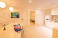 AREX # Queen Bed 5 #10 people # Airport Railway Station # Triple Station # Hong dae # seoul #3room # DMC # bnb - Chambres d'hôtes Séoul