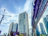 KLCC Views Top Floor Cosmos Theme, Grand Spacious, Slides and Big Bathtub, KL Kuala Lumpur - B&B Kuala Lumpur
