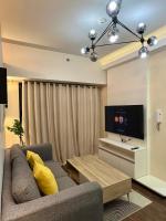 Spacious Makati Elite Air-2BR - Prime with City View - Ferienwohnung Manila
