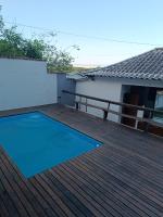 WSL Saqua Suite com ar, piscina, lounge, salão festas, churrasqueira, jogos, jardim 800m2 - Bed and Breakfast Saquarema
