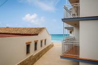 Deveses 7 a pie de playa y 2 terrazas con vistas al mar - B&B Denia