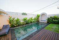 3BR Tropical Pererenan Villa with Ricefield View - B&B Canggu