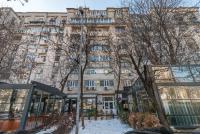 Elegant 2BR Apartment in Chic Area - B&B Bucharest