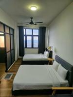 The Serene Studio (Dryer & Washer with Lake and City View)