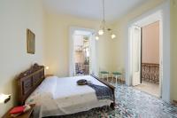 One-Bedroom Apartment with Balcony