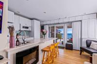 Stunning West End Waterfront Views w/ Parking - B&B Provincetown
