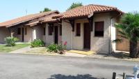 Les Genêts Studio & Piscine - B&B Eugénie-les-Bains