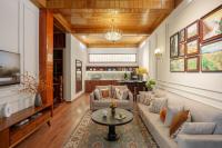 The Gallery House - 4 BR & 5 baths - 5' to Old Quarter & Train street - Ferienwohnung Hanoi