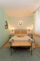 Deluxe Double Room with Extra Bed