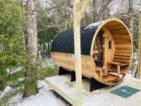 Smuggler's Notch Mountain House with hot tub & river - Ferienwohnung Morses Mill