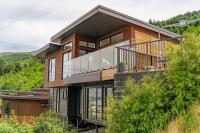 Lake view Luxury Home - Near Town & Airport - Chambres d’hôtes Queenstown