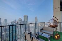 Vogue Vacation Homes, Downtown Boulevard Heights near Dubai Mall and Burj Khalifa, Two Bedroom Apartment with balcony and Access to all Amenities - B&B Dubai