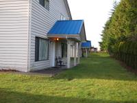 Whale's Tail Guest Suites - Bed and Breakfast Ucluelet