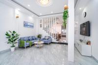Modern 3BR Beach Villa, Karaoke, Rooftop bar, BBQ - B&B Da Nang