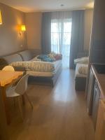 Apartamento de 1 dormitorio con vistas a la ciudad