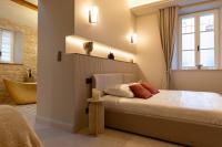 DORA Modern apartment with steam fireplace and freestanding bathtub, , 4 people - Chambres d'hôtes Vallauris