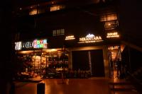 Nirantara Luxury Service Apartment - Bed and Breakfast Gonikoppal