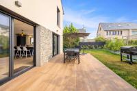 Jules Verne - New house - Garden - Beach 150 m - B&B Saint-Lunaire