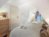 Piscine, balcon, Stationnement, Vue box hippodrome - Bed and Breakfast Deauville