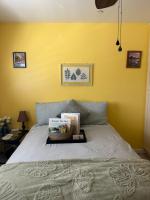 Yellow Cactus Oasis - B&B White Water