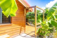 Chalet avec jacuzzi privé, Jardin tropical, proche plages - B&B Sainte-Rose