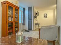 Charmante maison au cœur de Carrouges avec WIFI - FR-1-497-260 - Chambres d'hôtes Carrouges