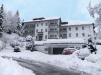 Ferienwohnung 1 - Residenz Schauinsland im Wanderparadies an Skilift & Loipe Panoramablick, Sauna im Haus - Chambres d'hôtes Todtnauberg