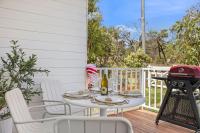 AquaLuna Beach House - B&B Fairhaven