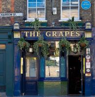 Urban Stay City Central Views Next to Station - Bed and Breakfast Londen