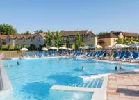 Maison 3 chambres - 6-8 personnes - piscine chauffée - jacuzzi - internet - parking - Idéal familles & pros - Chambres d'hôtes Monflanquin