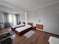 Camera Familiare con Balcone