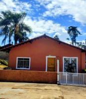 Chácara Sitara - Chalé Topázio - B&B Caldas