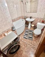 Однокомнатная квартира Авангард 2 с балконом - Ferienwohnung Atyrau