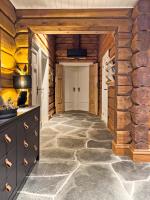 Mountain Lodge with Jacuzzi & Views - B&B Aurdal
