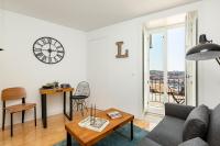 Apartamento de 1 Dormitorio con balcón y vistas a la ciudad