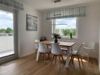 Strandleev - strandnahe Ferienwohnung inklusive Saisonstrandkorb mit 3 Schlafzimmern in Duhnen - B&B Cuxhaven