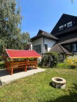 Kristály Apartmanház - Ferienwohnung Vonyarcvashegy