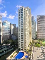 Premier 3BR with Fast Internet near High Street BGC - B&B Manila