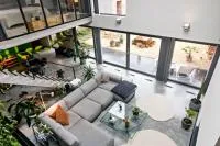Stylish Loft with Industrial Charm - Bed and Breakfast Kortenberg