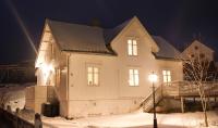 Moskenes i Lofoten, autentisk hus midt i fiskeværet Å - Chambres d'hôtes Sørvågen
