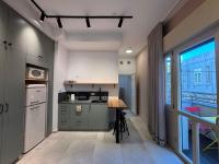 Stylish City Retreat - By Vacay - B&B Tel Aviv