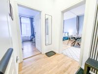 Ferienwohnung mit kostenfreier Tiefgarage im Zentrum mit 2 Schlafzimmern & Kingsize Betten - Chambres d'hôtes Leipzig