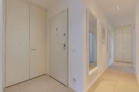 IMPERIAL of LUGANO 3 with a lake view behind the station and 10 min from the lake of Lugano - Chambres d'hôtes Lugano