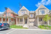 Spacious 3BR Townhome Near Casino & Thermea Spa - Bed and Breakfast Ajax