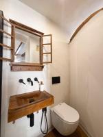 Kalma Elephant Tower Guardians House - Historic Stay at Old Town - Chambres d’hôtes Cagliari