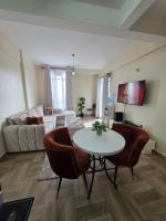 Jay Homes - Modern & Cozy Apartments PGS Plaza - Nakuru CBD - Chambres d'hôtes Nakuru